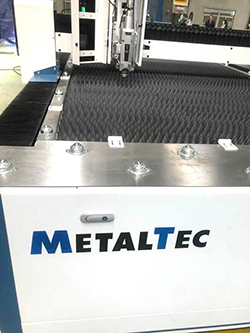 MetalTec 1530B (3000W) Оптоволоконный лазерный станок для резки металла. 47 ⋆ Metaltec-stanki