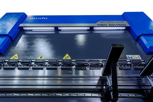 MetalTec HBC 110/2500 Листогибочные гидравлические прессы с ЧПУ