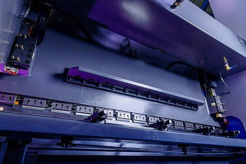 MetalTec HBC 50/1600 Листогибочные гидравлические прессы с ЧПУ