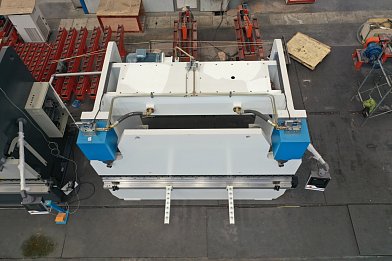 MetalTec HBC 400/4000 листогибочные гидравлические прессы с ЧПУ большого тоннажа