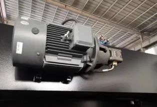 ГЛАВНЫЙ ДВИГАТЕЛЬ SIEMENS (ГЕРМАНИЯ)