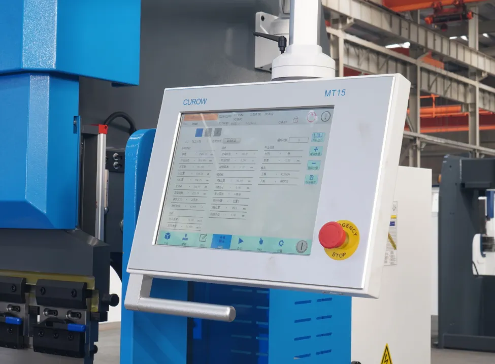 ПРОМЫШЛЕННАЯ СИСТЕМА УПРАВЛЕНИЯ С ЧПУ MT-15